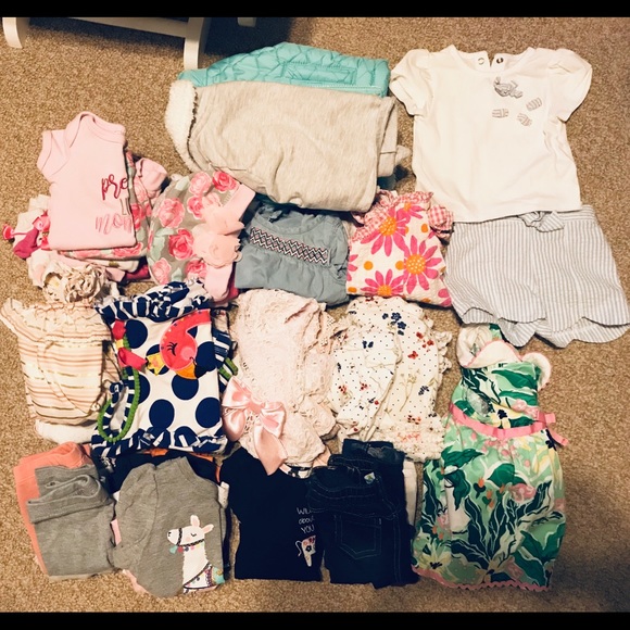 **NOT AVAILABLE**LOT OF BABYCLOTHES (3Mo.& 3-6Mo.) Matching Sets